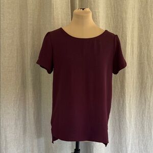 Chic Women's Short Sleeve Top in Deep Purple